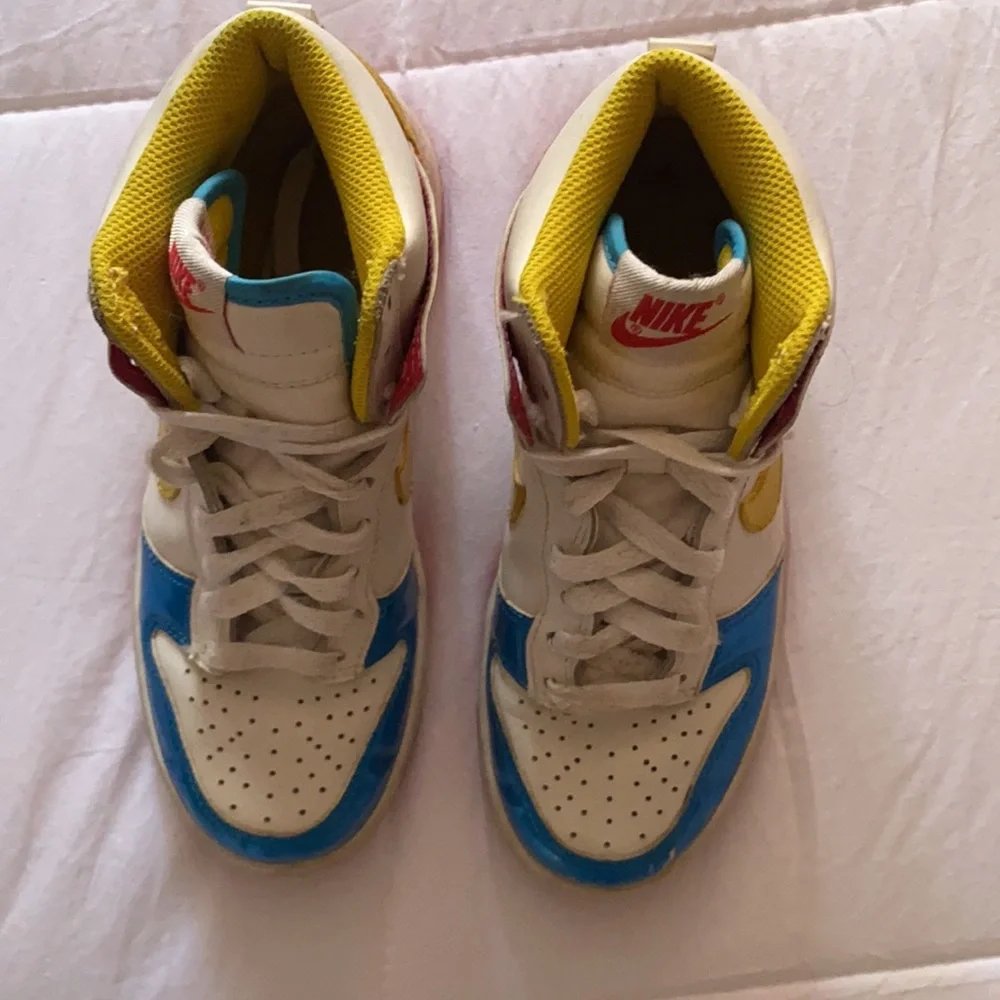 ‘Sailor Moon’ Nike Dunks Hi - Picture 2 of 8